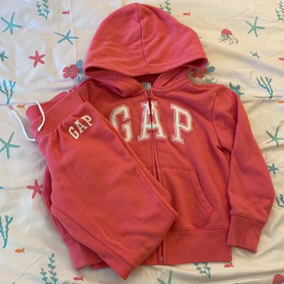 Gap Outfit size Small 6/7 - Picture 2 of 9